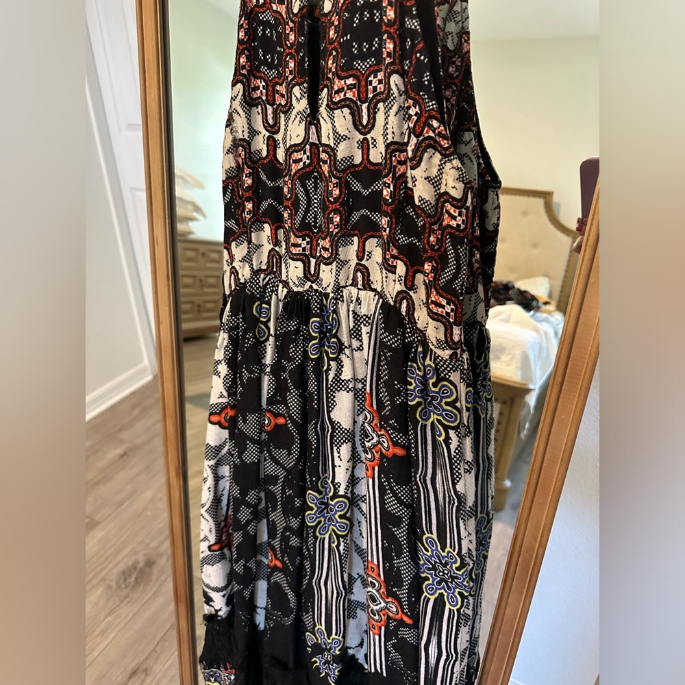 Dress - Picture 4 of 7